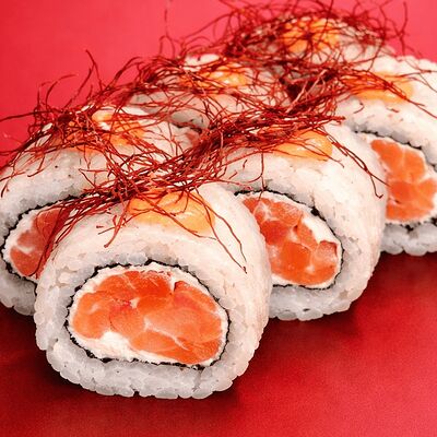 Огненный лосось в Snail Суши по цене 814 ₽