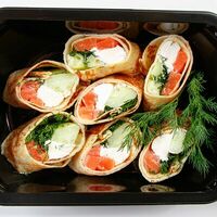 Блинчики с семгой и творожным сыром в Кухнярядом