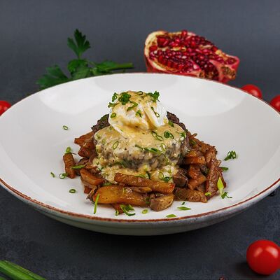 Бифштекс с картофелем в Руки ВВерх! Бар по цене 750 ₽