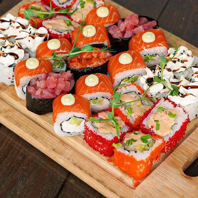 Сет Весна в SushiHome по цене 50 р.