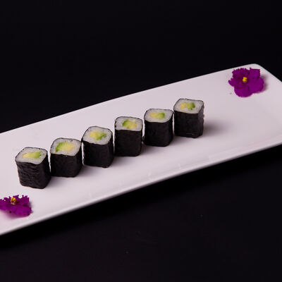 Ролл с авокадо в Кабуки по цене 150