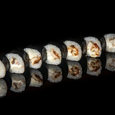 Унаги чиз ролл в Марко пицца по цене 320 ₽