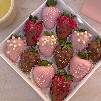 Клубника в шоколаде Love S в Verria Chocolate - клубника в шоколаде по цене 1990 ₽
