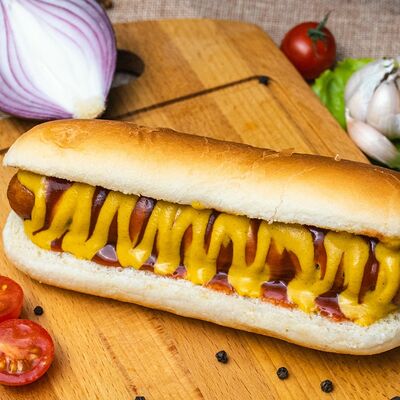 Классический хот-дог в Hotdog Club & Bubble Tea по цене 240 ₽