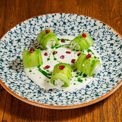 Рулетики из огурцов с творожным сыром в Вах!Хинкали по цене 430 ₽