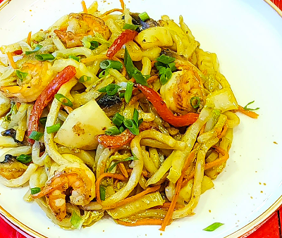 Вок Домашний Удон в сайгонском карри с морепродуктами в Pho Hoi An по цене 689 ₽