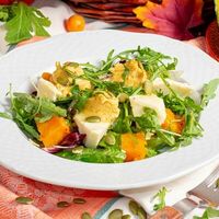 Салат с тыквенным кремом в Мушмула