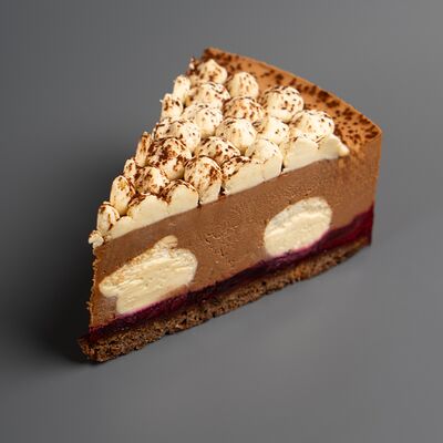 Муссовый торт бейлиз шоколад-вишня в Шари Вари Чайхана по цене 350 ₽