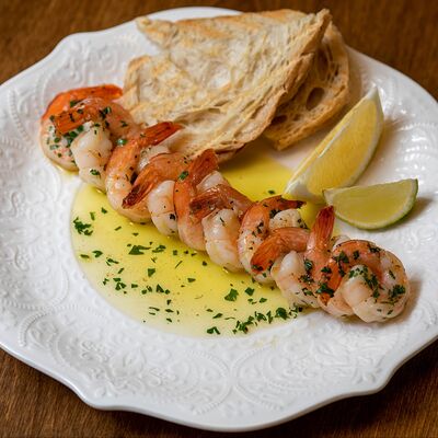 Креветки пиль-пиль с чиабаттой в Cook cafeshop по цене 890 ₽