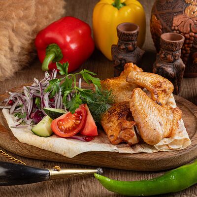 Куриные Крыльяв Хинкали Грузинское наследие по цене 580 ₽