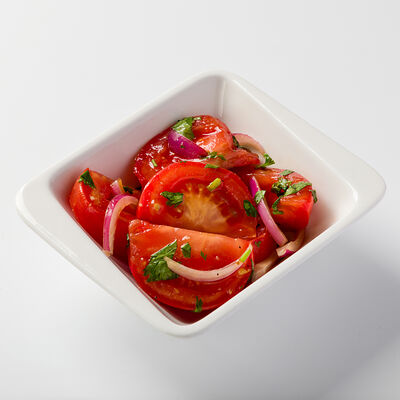 Паназиатские томаты с луком в Му-Му по цене 210 ₽