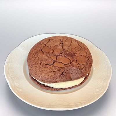 Whoopie cookie в Grande bibliotheca i love cake по цене 490 ₽