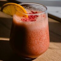 Смузи Малина-апельсин в Миндаль Coffee & Food