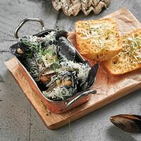 Мидии в соусе пармеджано в Оптимисты