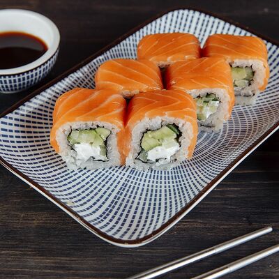 Ролл Филадельфия классика в Эбби Noodles & Sushi Bar по цене 420
