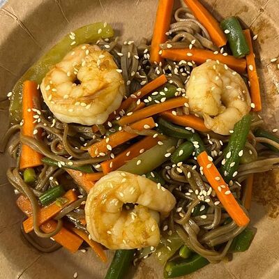 Соба с креветкамив Фо Бо & Том Ям по цене 384 ₽