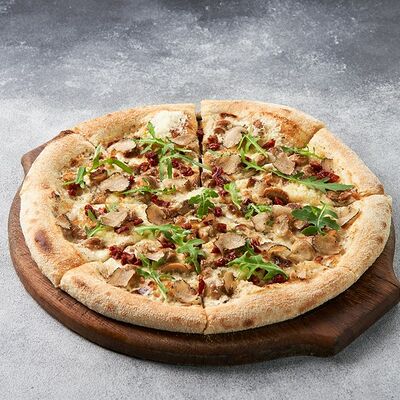 Пицца с белыми грибами и трюфелем в 1st Gallery Lounge по цене 1113 ₽