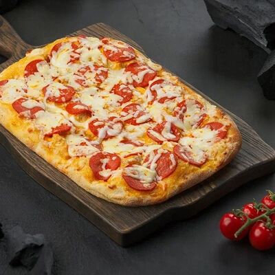 Римская пицца Пепперони в Derpizza по цене 740 ₽