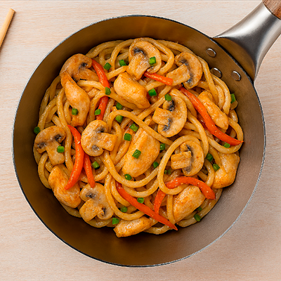 Вок №3 с курицей и грибами в Суши море по цене 471 ₽