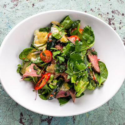 Тайский острый мясной салат в BonoBo по цене 820 ₽