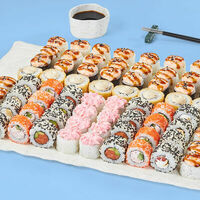 Сет Экспонат в Галерея Суши