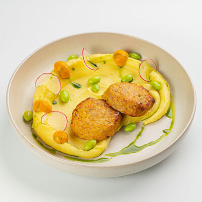 Котлеты из курицы с картофельным пюре в Южанин по цене 96000 сум