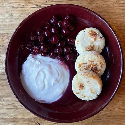 Сырники в Sofa&par по цене 330 ₽