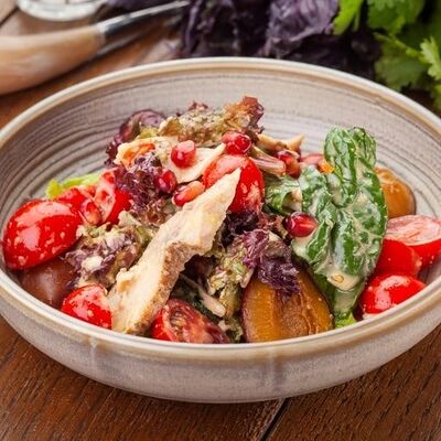 Салат из индейки со сливой в Чача по цене 560 ₽