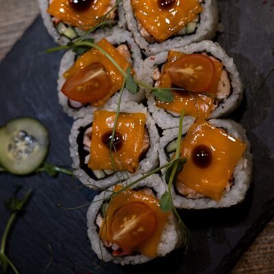 Ролл «Токио»в Foodlink по цене 550 ₽