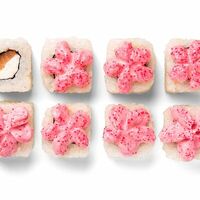 Запечённый ролл Лава Хот в Хоббит Экспресс