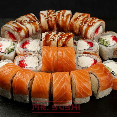 Сет Канада в Мистер суши по цене 2677 ₽