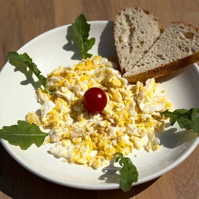 Скрэмбл из фермерских яиц в Искра по цене 370 ₽