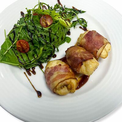 Курочка в беконе в Мегаполис по цене 550 ₽