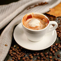 Глясе в Hot Chicken