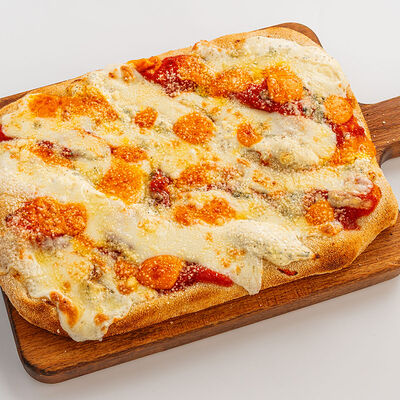 Пицца Четыре сыра в Morricone pizza & wine по цене 870 ₽