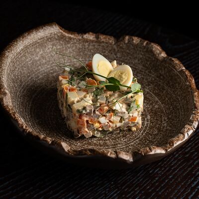 Оливье по-грузински с телячьим языком в Made in Georgia по цене 750 ₽