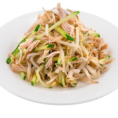 Салат с ростками сои, куриным филе и свежим огурцом в Дамплинг Репаблик по цене 380 ₽