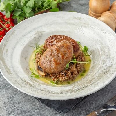 Котлеты из индейки в Delmario по цене 545 ₽