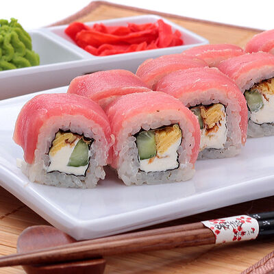 Ролл Фила-туна в Sushiwoker по цене 670 ₽