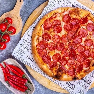 Пицца Пеперони 450 г в Donna Maria PREMIUM по цене 890 ₽