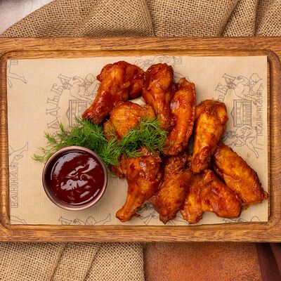 Куриные крылышки в Усадьба Банная по цене 690 ₽