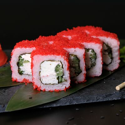 Калифорния с крабом в Caviar Rolls по цене 572 ₽