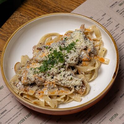 Курица и грибы в Уголёк по цене 550 ₽