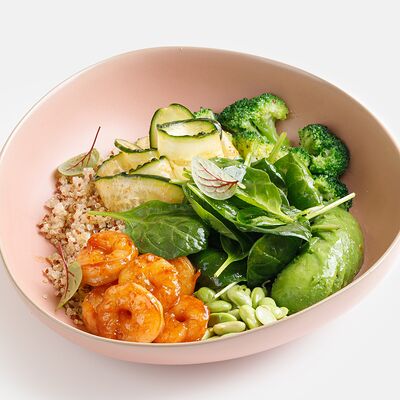 Зеленый салат с креветками и киноа в Coffee Boom по цене 1150 ₽