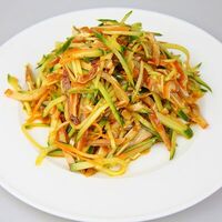 Салат Уши с огурцом в Panda Express