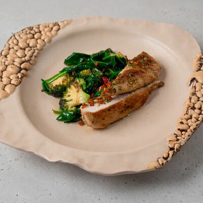 Курица Лимоник с броколлив Hug по цене 610 ₽