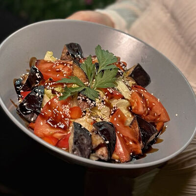 Салат с жареными баклажанами в Barxan по цене 360 ₽