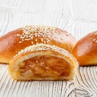 Пирожок с яблоком в MaxBakery