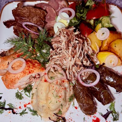 Сет Халяль в Кафе Халяль по цене 830 ₽