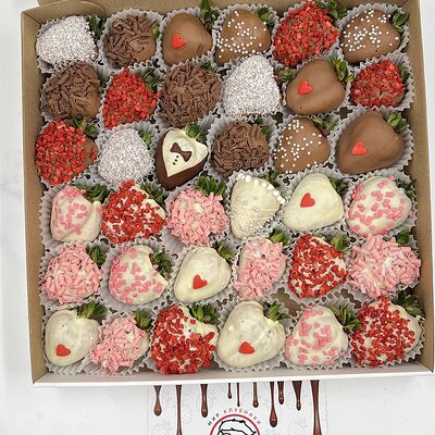 Набор Влюблённые XL в Мир клубники в шоколаде по цене 7500 ₽